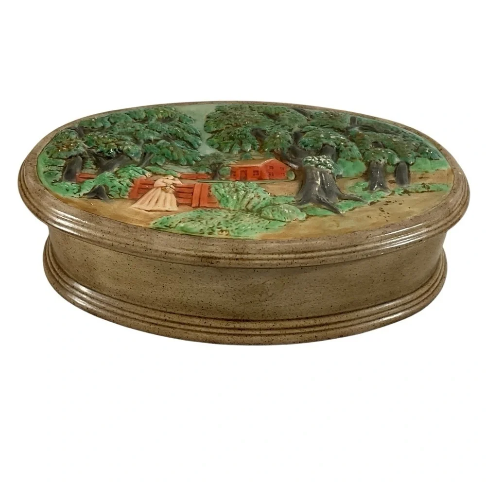 Vintage 1984 Hershey Molds Co Trinket Box Ceramic Hand Painted 11.5” X 7.5” X 3”